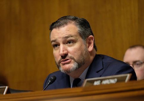 Cruz Delivers Forceful Speech Denouncing Anti-Semitism