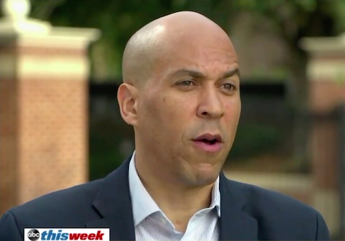 Booker Won't Criticize Biden, Then Compares Warren to Trump for Wanting to Break Up Big Tech Companies