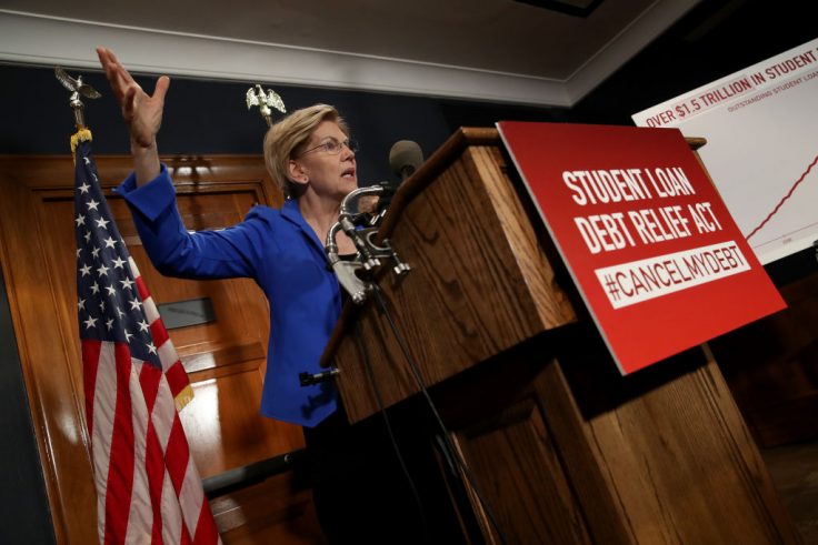 Economic Experts: Warren's Financial Crisis Warning Is Hyperbole
