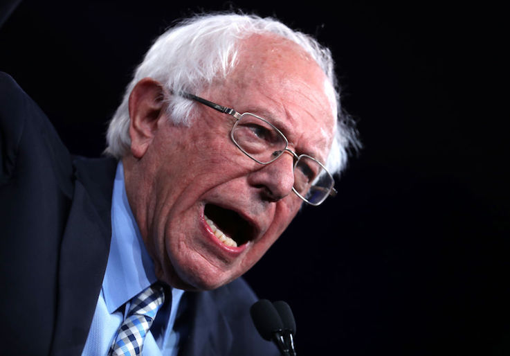 Bernie Hammers Tanden for Taking Corporate Cash