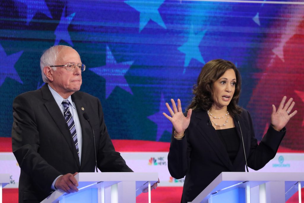 Harris Not 'Comfortable' With Bernie’s Medicare for All Plan
