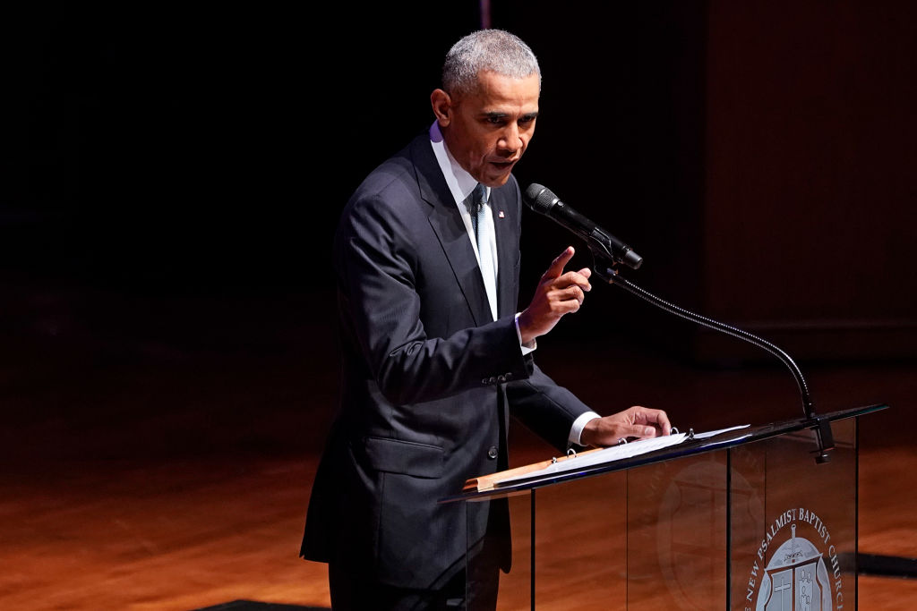 Trump Predecessor Delights Despondent Libs in Rare Unpaid Speaking Gig