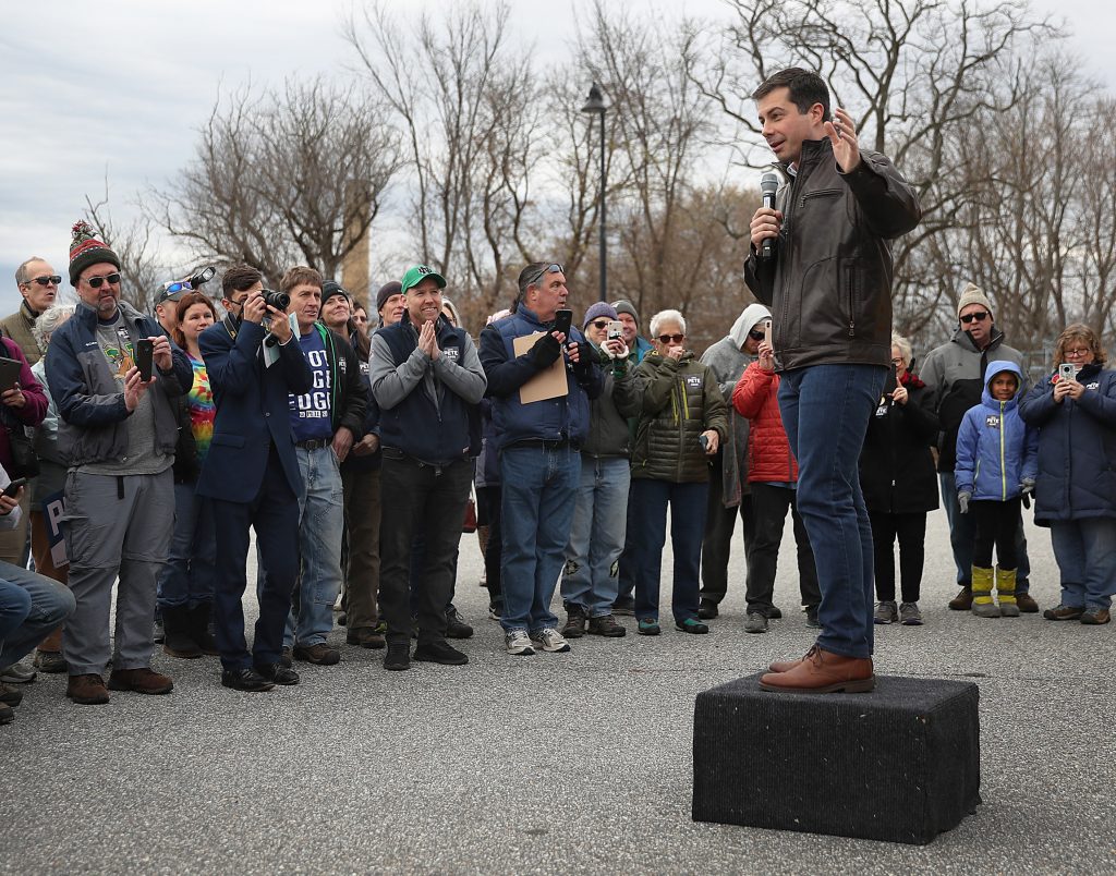 Buttigieg Box Watch: Mayor Pete Has a Height Problem