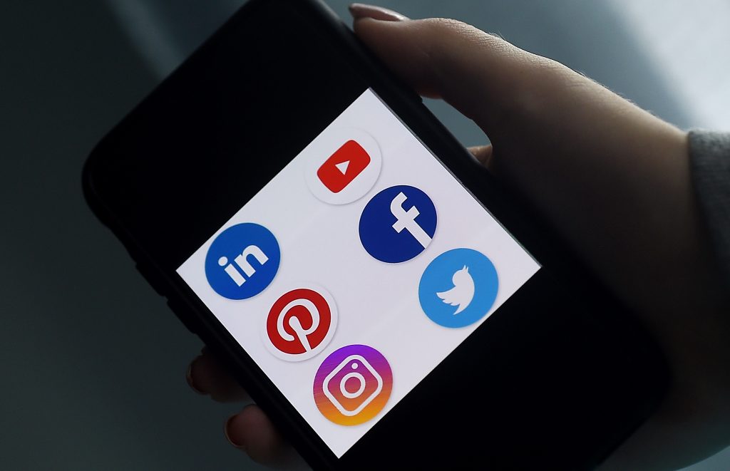 Congress Targets Social Media Companies for Circulating Chinese Propaganda 
