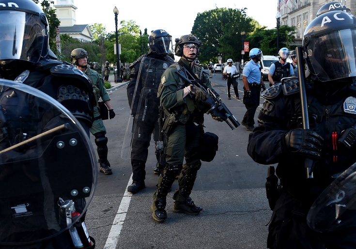 Poll: Younger And Wealthier Americans Most Likely to Defend Looting