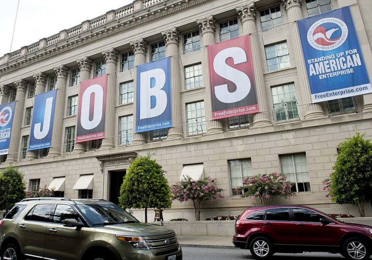 Chamber of Commerce Backs Democrats Pushing $15 Minimum Wage