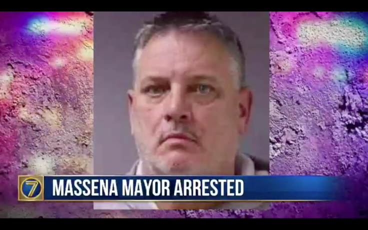 Democrat Mayor Arrested After Throwing Crack From Window During Pursuit