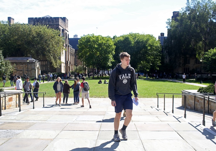 Yale Bans Outside Candidates From Running for Board in 'Middle Finger' to Alumni