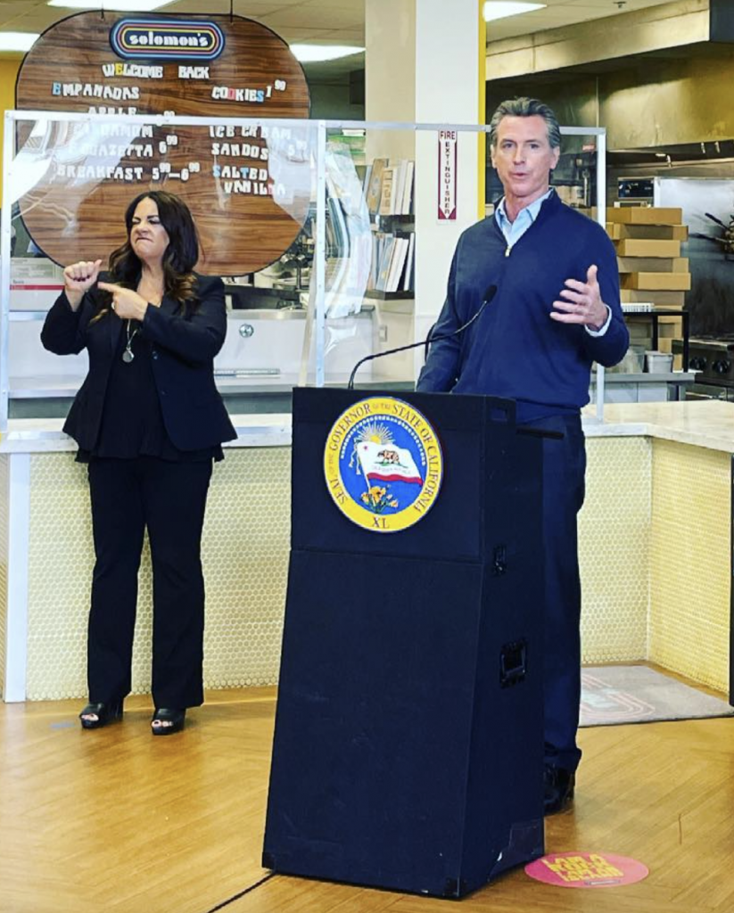 Newsom Holds Indoor Event at Restaurant Barred From Offering Indoor Dining