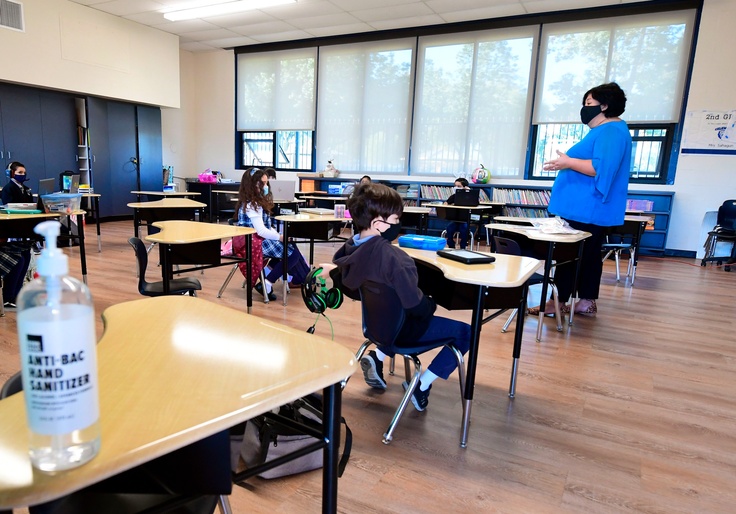 Chicago Teachers Prepare To Strike Over Return to Classroom