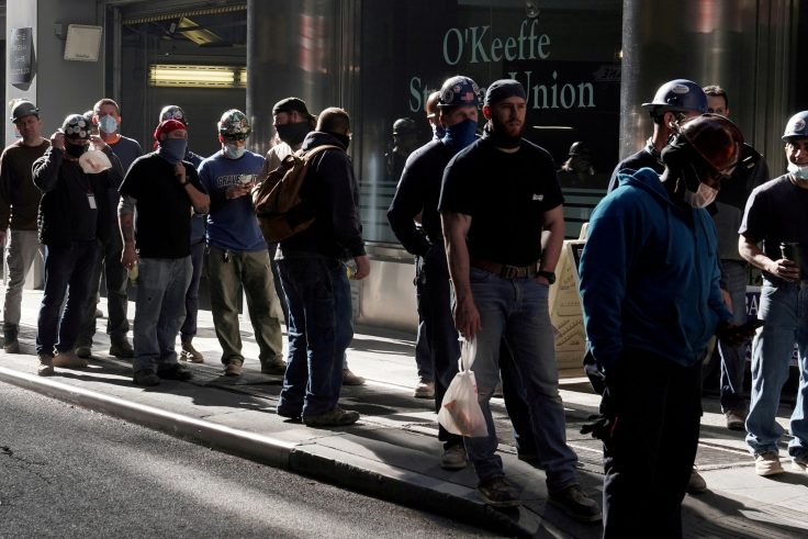 Unemployment Rate Rises for First Time in a Year