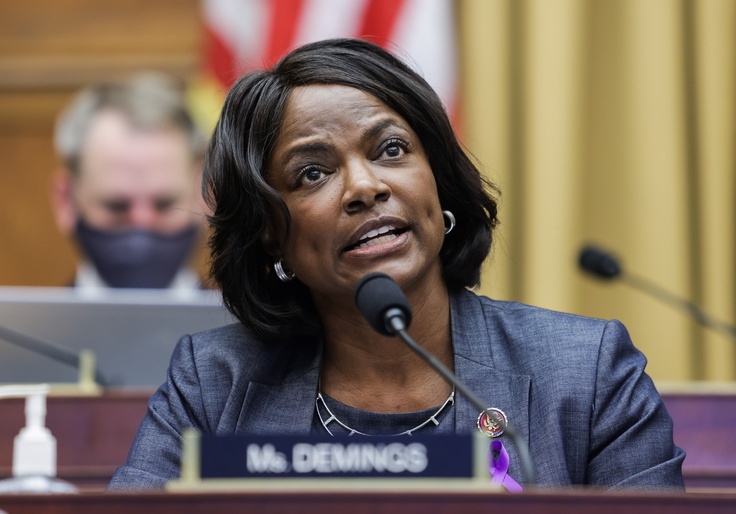 As Support for Stricter Gun Laws Wanes, Demings Touts Gun-Control Group's Endorsement as 'Honor'