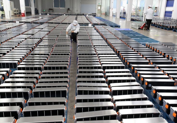 Dem Transport Bill Boosts China's Green Energy Sector
