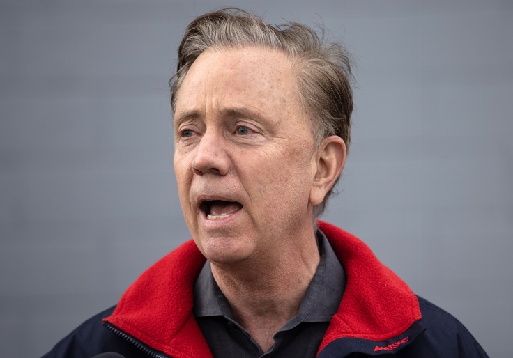 Govt Workers Sue Connecticut to Avoid Returning to Work