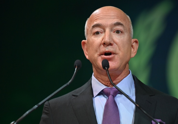 Dem Billionaire Bezos to Lay Off 10,000 Amazon Employees