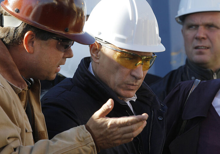 Lobbyists Cut Ties With 'Putin's Pipeline'