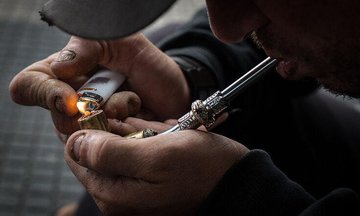 Republican Senators Move To Bar Federal Spending for Crack Paraphernalia
