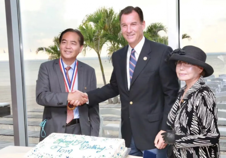 Alleged Chinese Spy Cozied Up to Dem Lawmaker