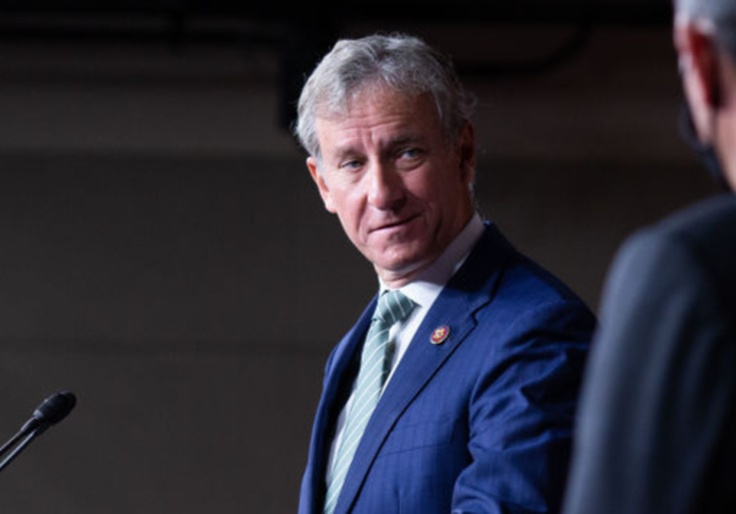 Tax Delinquent Dem Backs Plan To Hire Army of New IRS Agents
