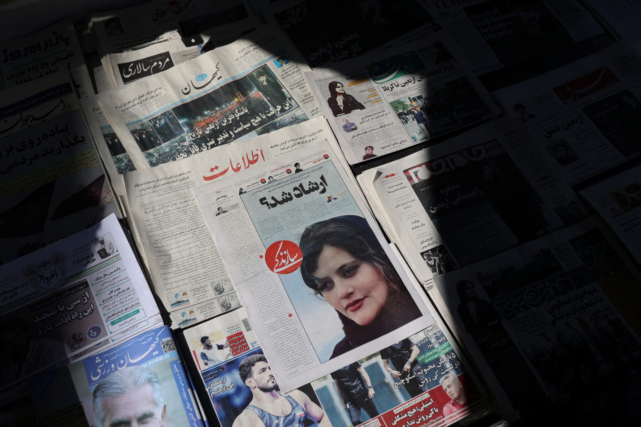 Protests Flare Across Iran After Woman Arrested for 'Unsuitable Attire' Dies in Police Custody