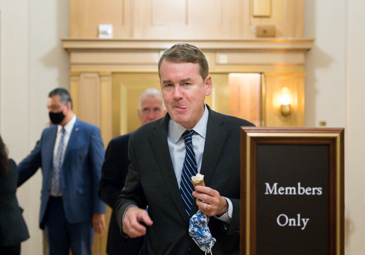 Michael Bennet Avoids Biden, Pelosi on the Campaign Trail