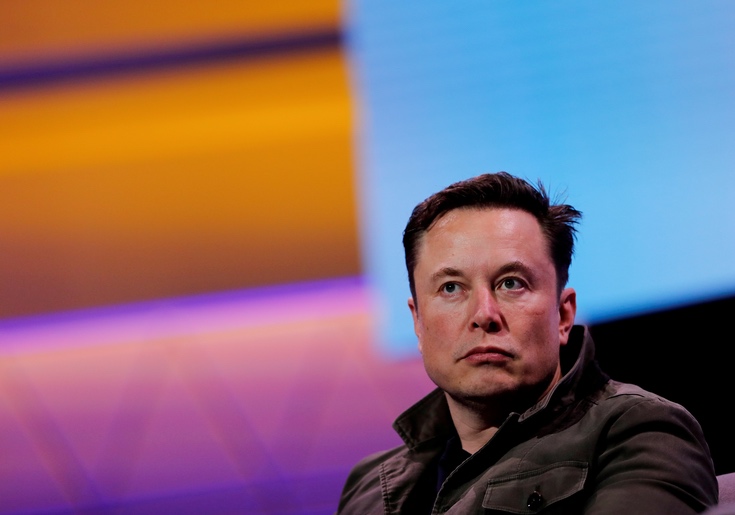 Report: Elon Musk To Lay Off Quarter of Twitter Workforce