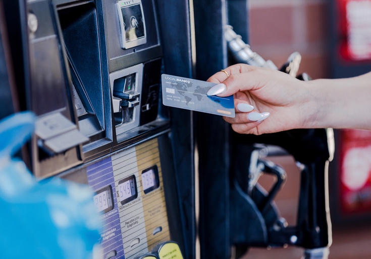 Credit Card Debt Jumps to Two-Decade High as U.S. Economy Tumbles