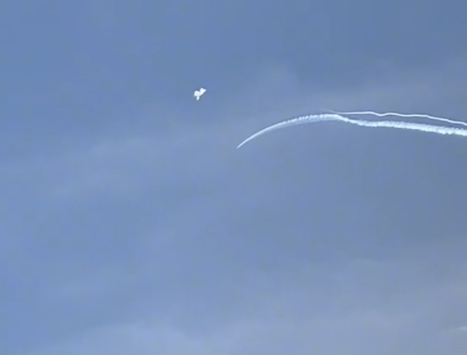 The Best Video of Chinese Spy Balloon Takedown Was Posted on Chinese Spy App
