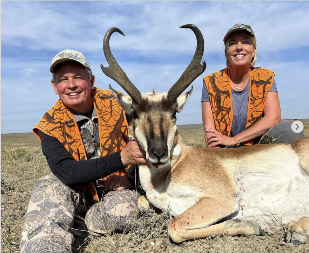 Twitter Suspends GOP Senator for Posting Hunting Photo