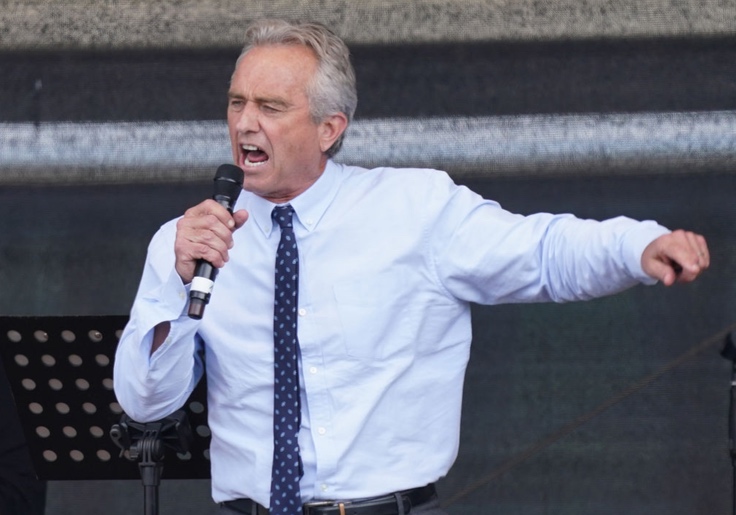 ‘Chaos Agent’ RFK Jr. Challenges Biden for 2024