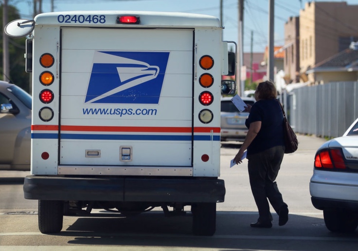 USPS Balks at Dem Plan to Turn Post Offices Into Electric Car Charging Stations