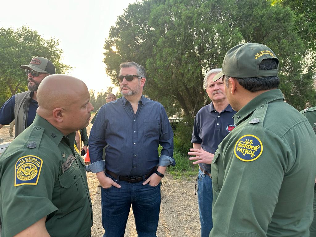'The Nation Needs to See This': Republican Senators Slam Biden For Border Crisis