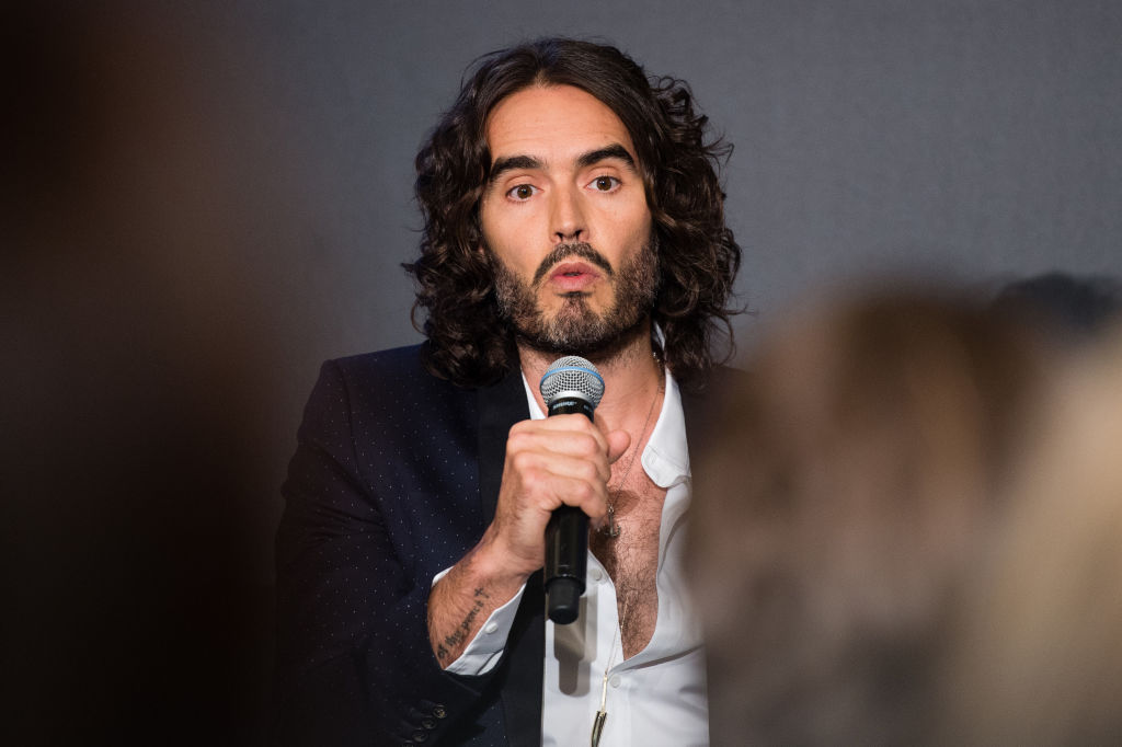 YouTube Cuts Off Russell Brand’s Ad Revenue After Sexual Assault Allegations