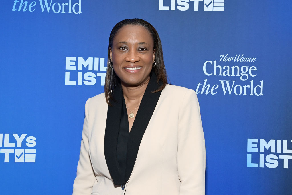 After Trashing Dr. Oz as Carpetbagger, Media Shrug at DC Fundraiser Taking California Senate Seat