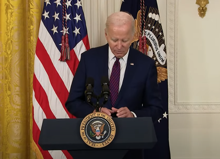 Photo of Biden's Briefing Book at Q&A Shows He Knew Questions Ahead of Time