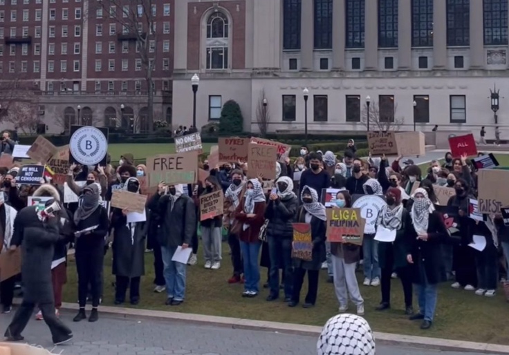 Columbia Students Hold Unsanctioned Pro-Palestinian Rally, Setting Up Showdown With University Administrators