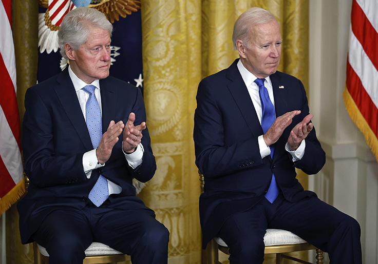 Honest Mistake: McDonald's Cashier Thought Bill Clinton Was Joe Biden