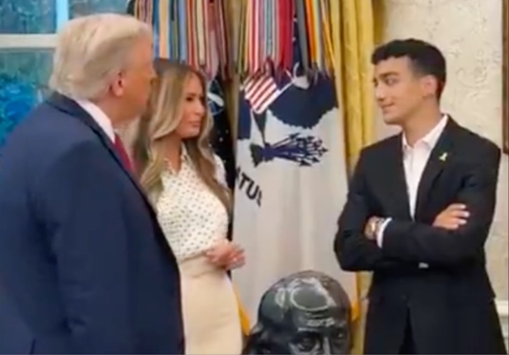 Trump Greets Freed Hamas Hostage Edan Alexander, a US Citizen, in White House