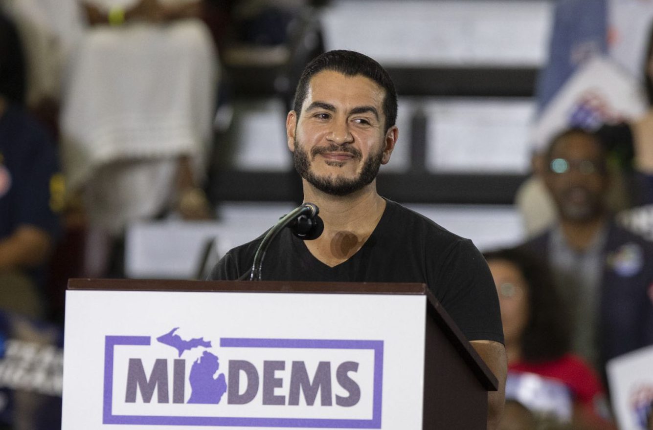 Michigan‑Senatskandidat Abdul El‑Sayed beriet gemeinnützige Gesundheitsfirma, die mit Medicare‑Abrechnungsanschuldigungen in Verbindung steht