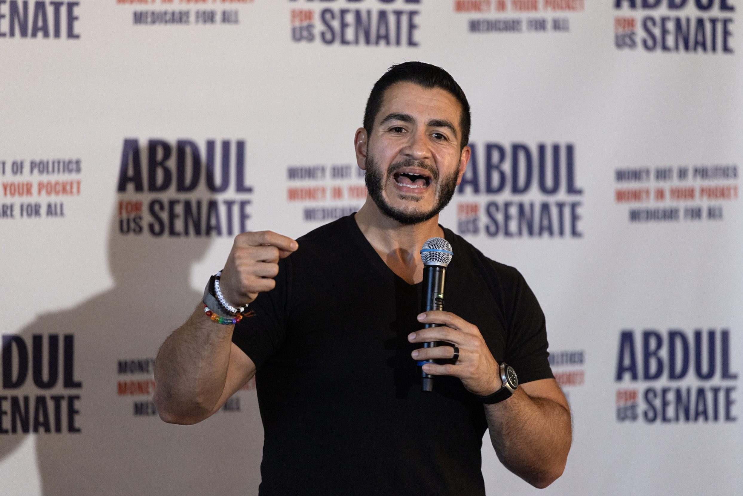 Demokratischer Senatkandidat aus Michigan, Abdul El‑Sayed, wiederholt falsche Behauptung über Hijab‑Hassverbrechen trotz Polizeiergebnissen